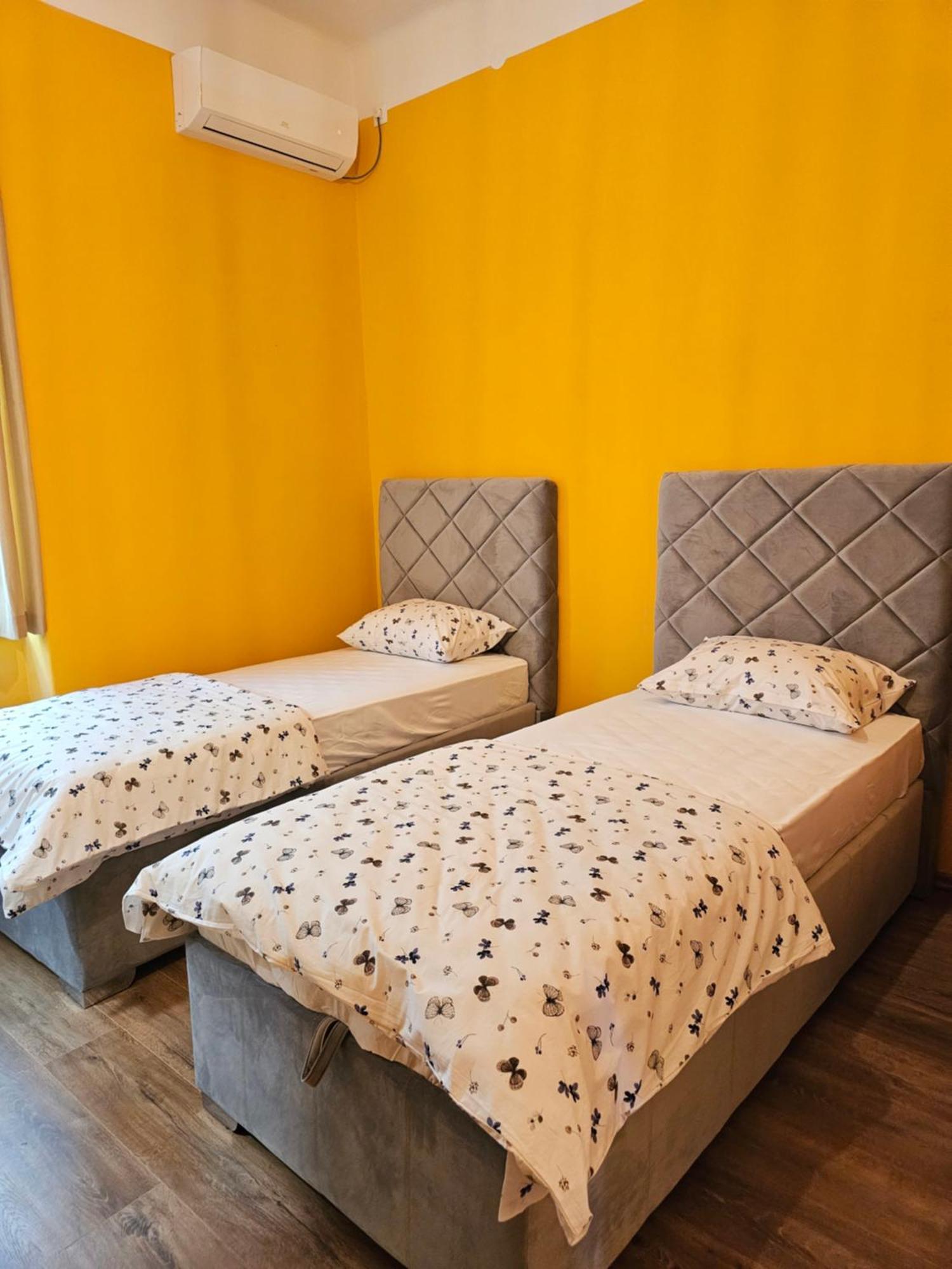 R&N Familiy Apartments 莫斯塔尔 外观 照片