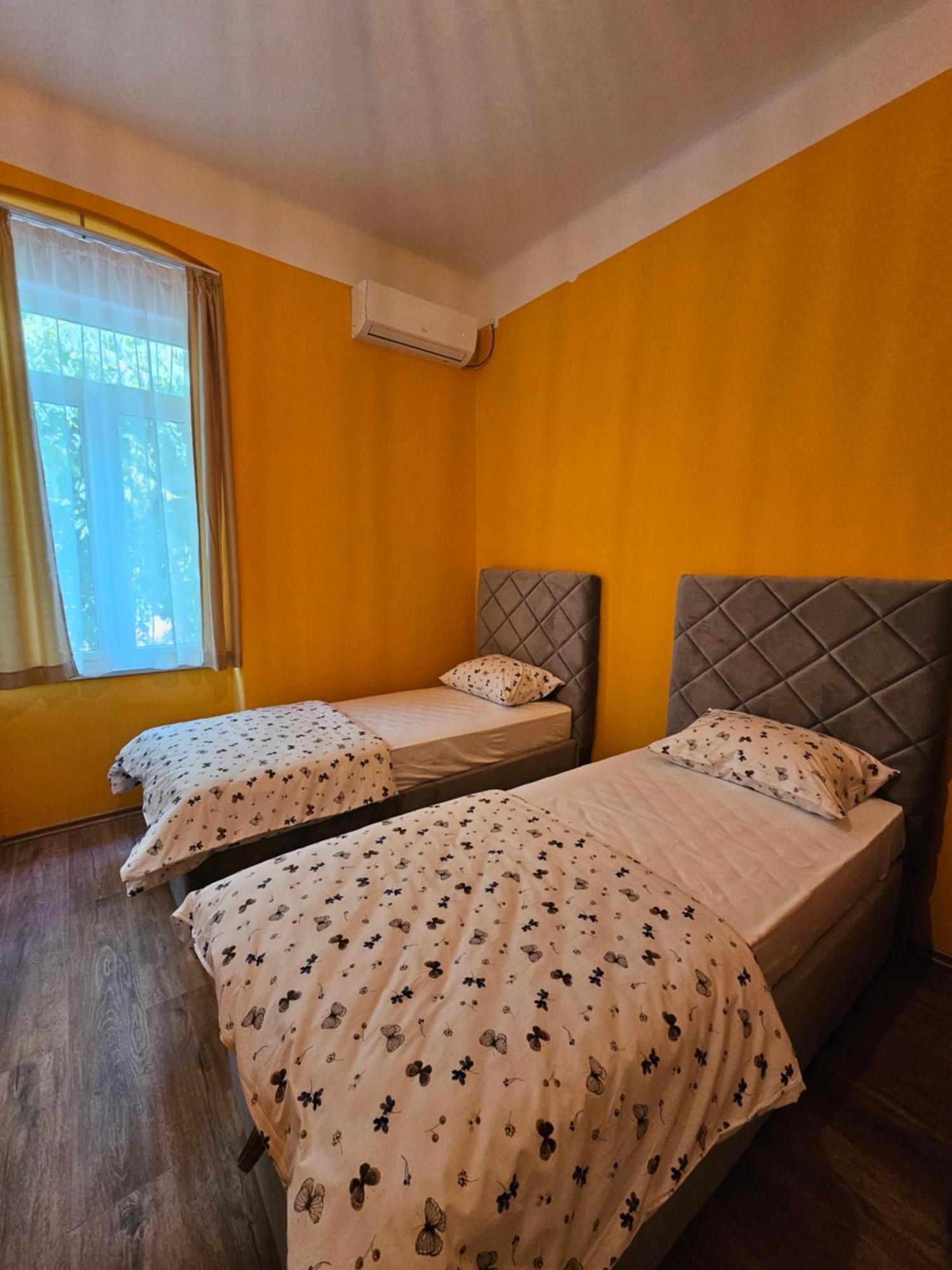 R&N Familiy Apartments 莫斯塔尔 外观 照片